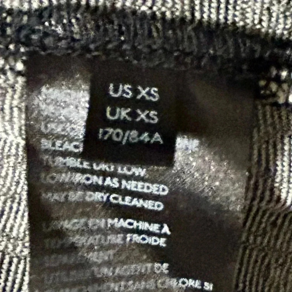 Gently Worn FREE PEOPLE Black and White Top, Size XS - Picture 4 of 6